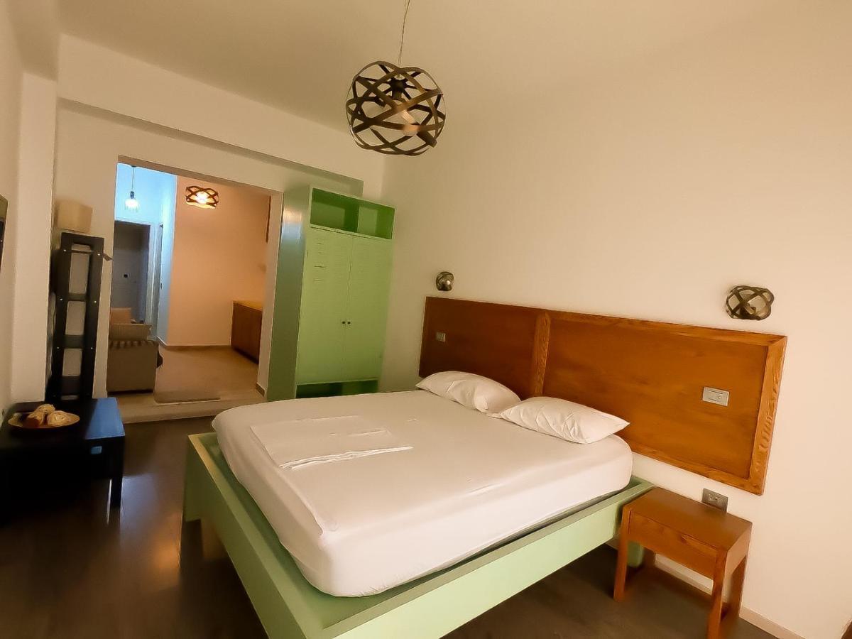 Guesthouse 1932 Himare Buitenkant foto