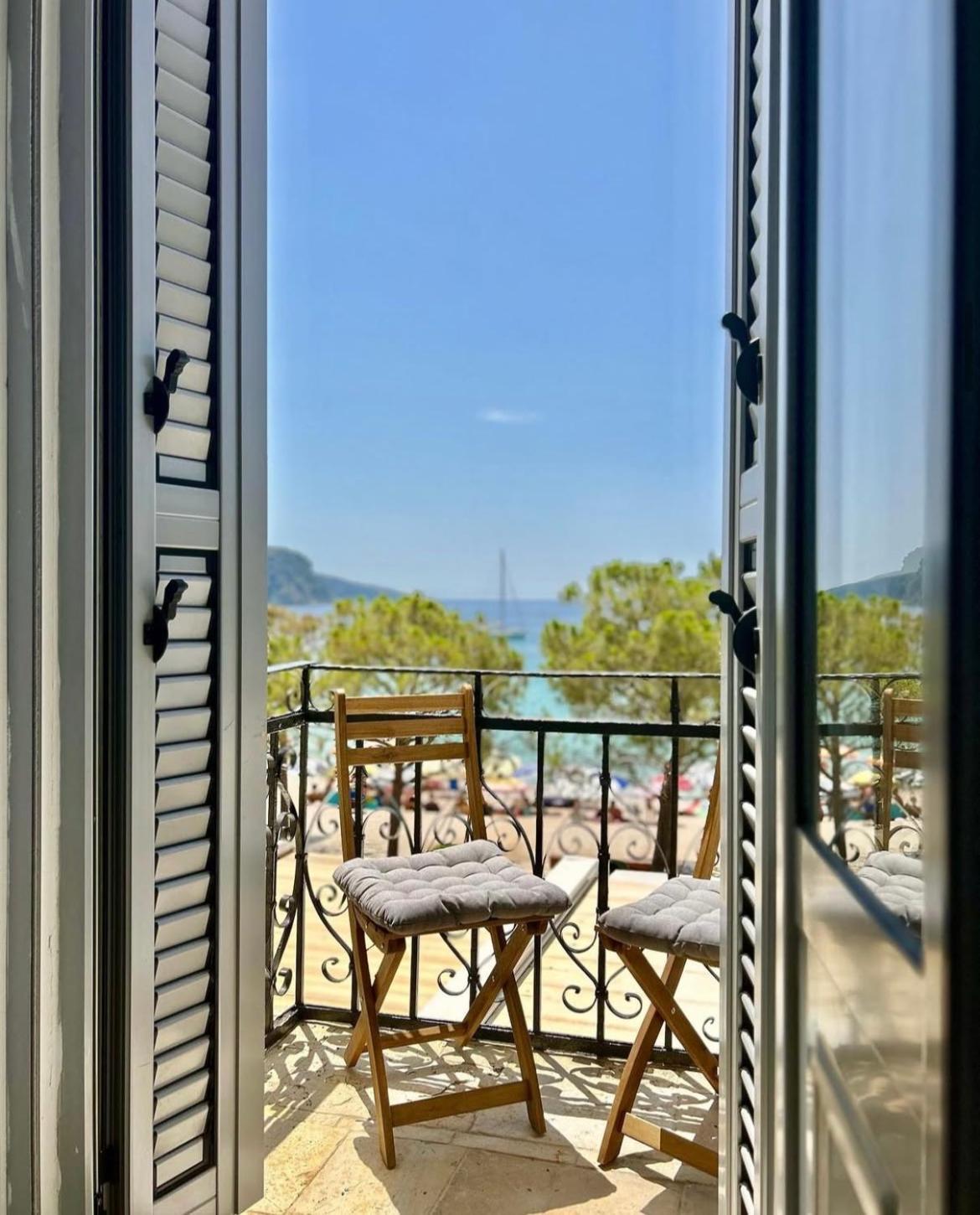 Guesthouse 1932 Himare Buitenkant foto
