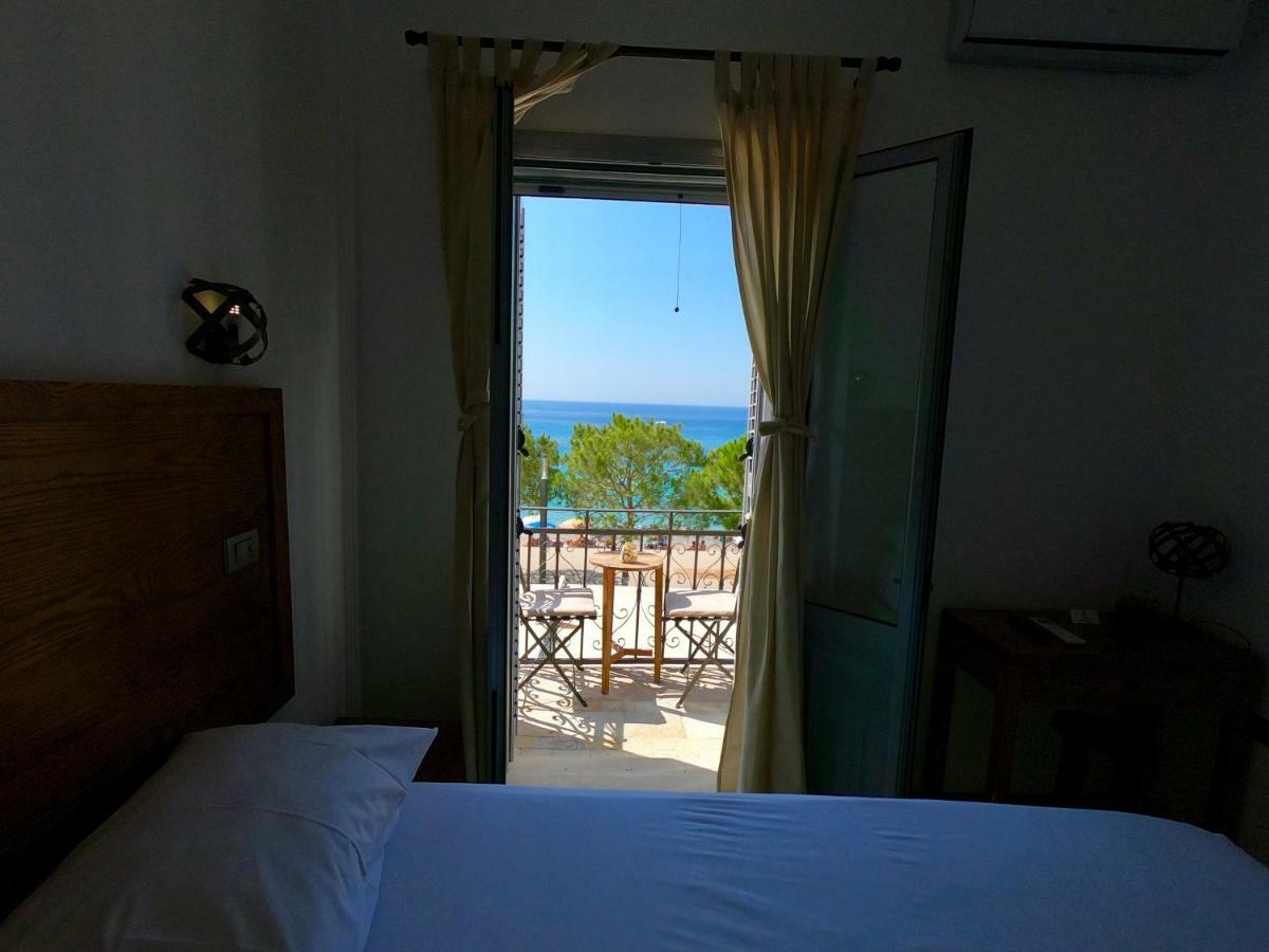 Guesthouse 1932 Himare Buitenkant foto