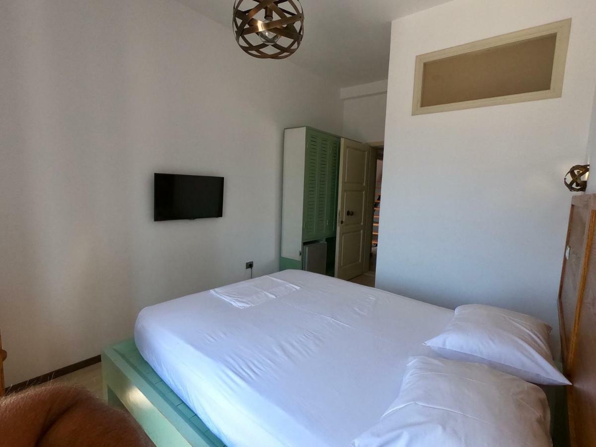 Guesthouse 1932 Himare Buitenkant foto