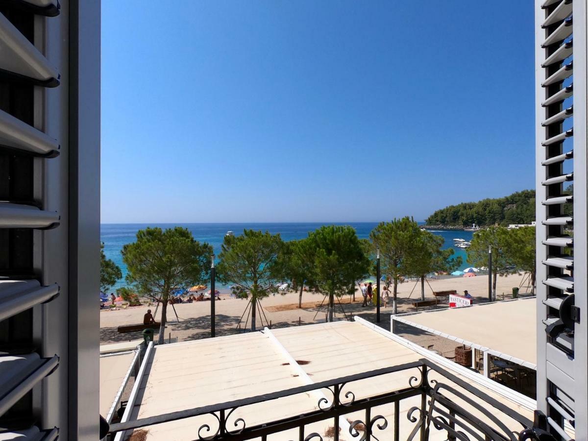 Guesthouse 1932 Himare Buitenkant foto
